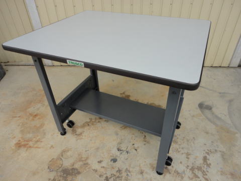 キャスター付作業台 トラスコ 中古機械