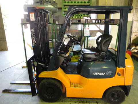 フォークリフト　トヨタ　中古機械