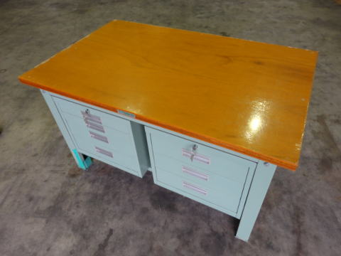 作業台　トラスコ　中古機械