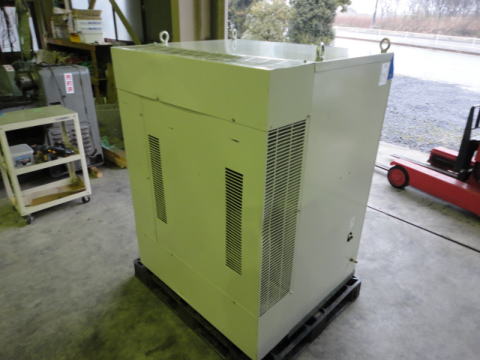 オイルフリーコンプレッサー 日立 中古機械