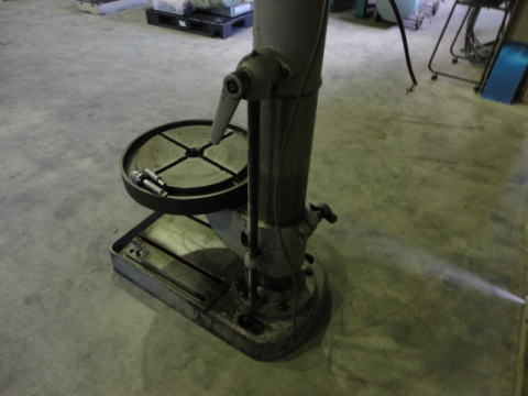 直立ボール盤 吉田鐵工所 中古機械