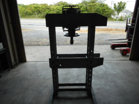 油圧プレス タクボ 中古機械