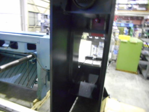 万能油圧ベンダー アマダ 中古機械