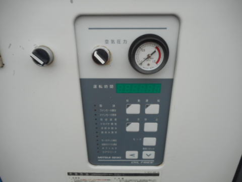 スクリューコンプレッサー 三井精機 中古機械