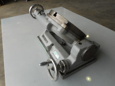 傾斜円テーブル　津田駒　中古機械