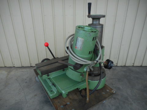 工具研削盤 飯田鐵工所 中古機械