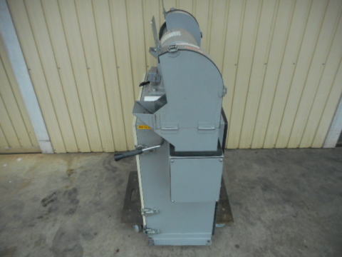 集塵機付きバフグラインダー 淀川 中古機械