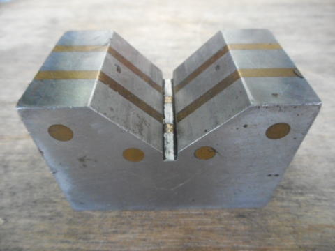 マグネットVブロック　カネテック　中古