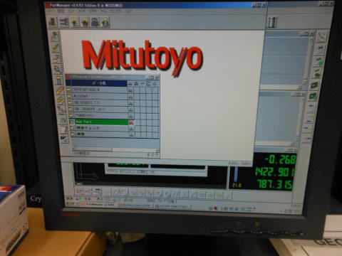 三次元測定機　ミツトヨ　中古