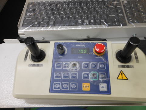 三次元測定機　ミツトヨ　中古