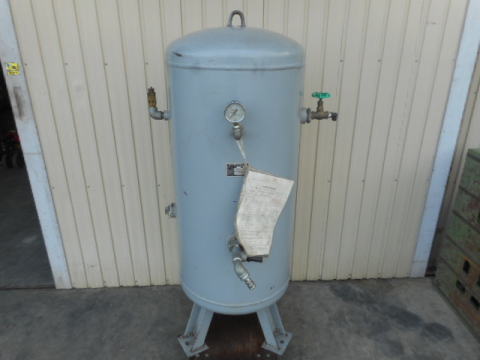 エアータンク 旭ポンプ製作所 中古