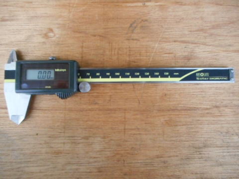 デジタルノギス ミツトヨ 中古機械
