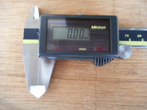 デジタルノギス ミツトヨ 中古機械