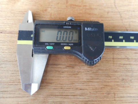 デジタルノギス ミツトヨ 中古機械