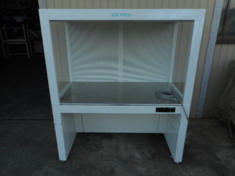 クリーンベンチ 日本エアーテック 中古