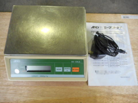 電子天秤 はかり AND