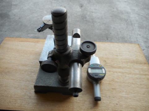 測定機　ミツトヨ　中古機械