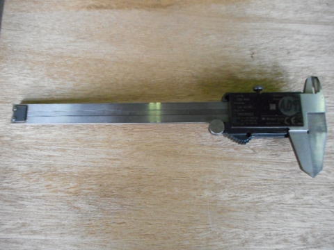 デジタルノギス　ミツトヨ　中古機械