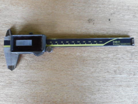 デジタルノギス ミツトヨ 測定工具