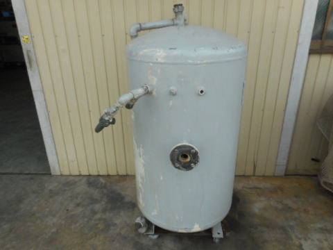 エアータンク　コンプレッサー　中古