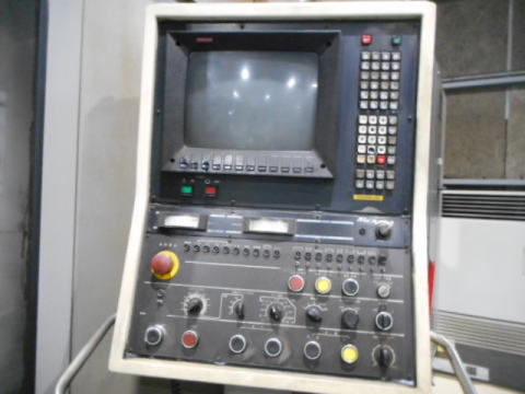 横形マシニングセンター　三井精機　中古機械