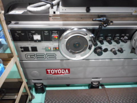 円筒研削盤 トヨダ 中古機械