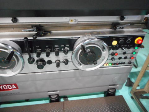 円筒研削盤 トヨダ 中古機械