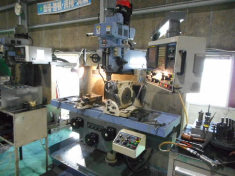 NCラム形フライス盤 静岡 中古機械