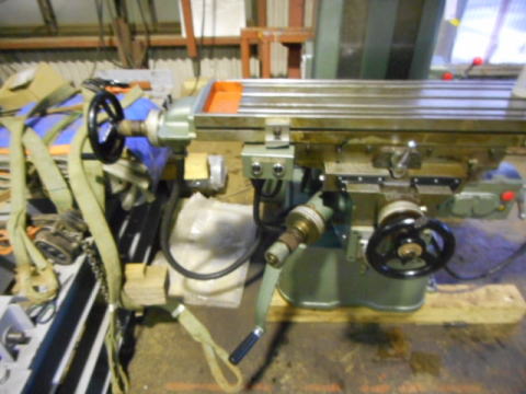 立フライス盤 イワシタ 中古機械