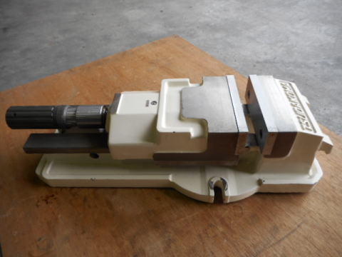 マシンバイス 津田駒 中古機械
