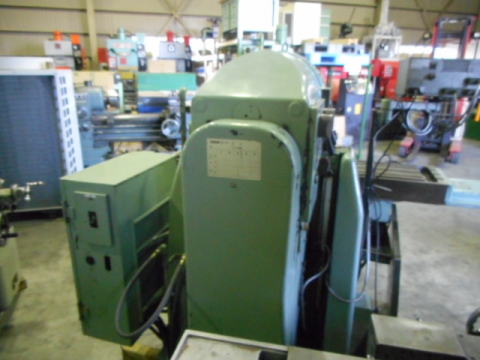 万能フライス盤 新潟鐵工所 中古機械