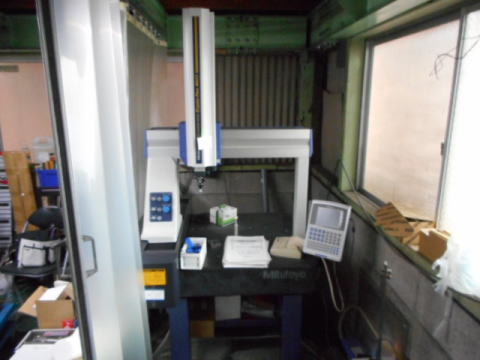 三次元測定器　ミツトヨ　中古機械