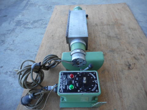 サインバーチャック　日新精機　中古機械