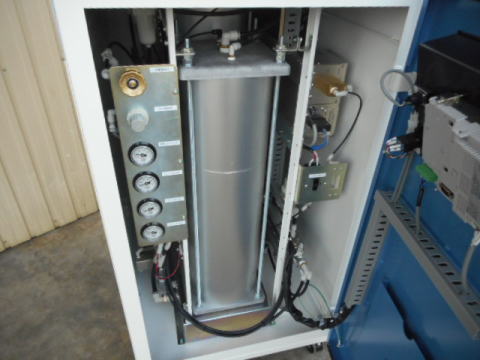 窒素ガス発生装置　アネスト岩田　中古機械