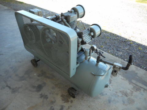 コンプレッサー 日立 中古機械