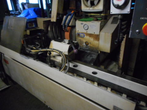 NC自動円筒研削盤　豊田工機　中古機械