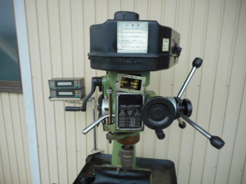 卓上フライス盤　ベルメックス　中古機械