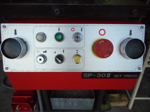 セットプレス　アマダ　中古機械