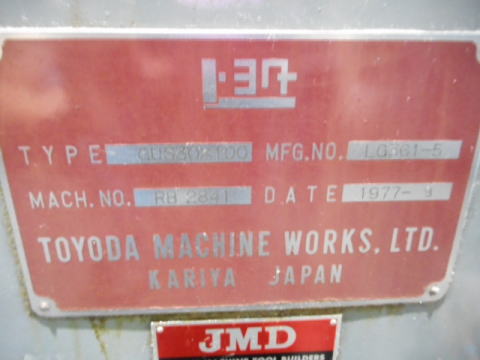 円筒研削盤　豊田工機　中古機械