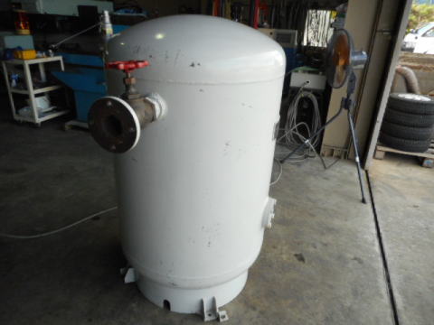 エアータンク　コンプレッサー　中古機械