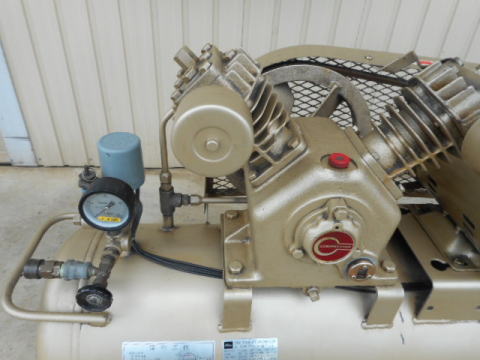 コンプレッサー　東芝　中古機械