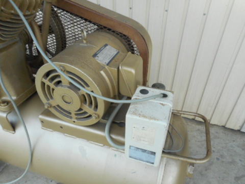 コンプレッサー 東芝 中古機械