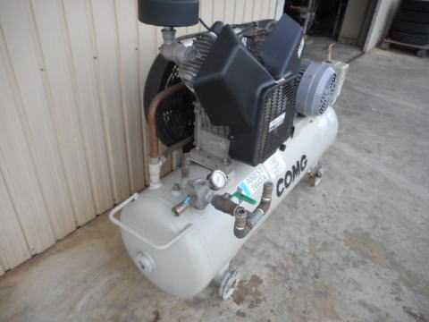 コンプレッサー　岩田　中古機械