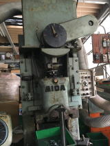 30トンプレス　アイダ　中古機械