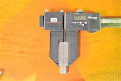 デジタルノギス ミツトヨ 中古