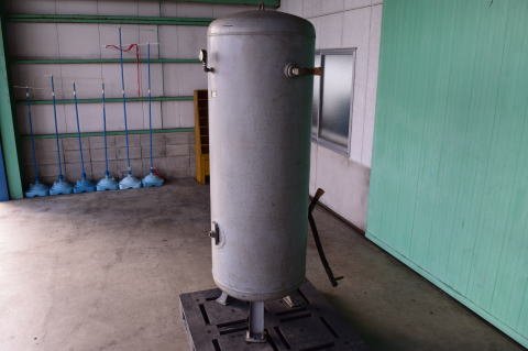 エアータンク 旭ポンプ製作所 中古
