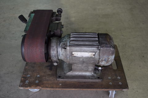 ベルトグラインダー 日立工機 中古