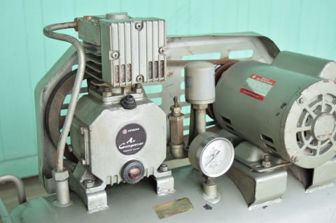 コンプレッサー 日立 中古