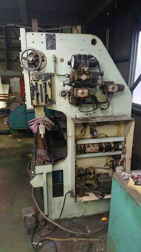 万能油圧ベンダー アマダ 中古