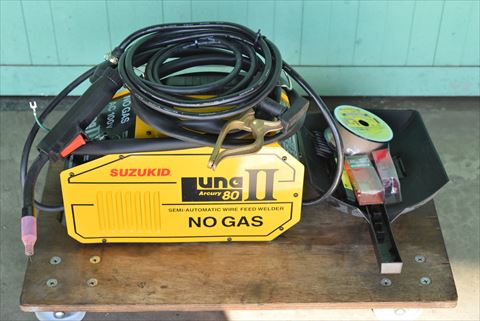半自動溶接機 SUZUKID 中古